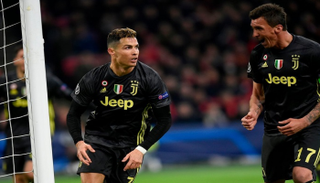 كريستيانو رونالدو مهاجم يوفنتوس