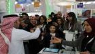 السعودية تتيح آلاف النسخ من المصحف بلغات مختلفة في "تونس للكتاب"