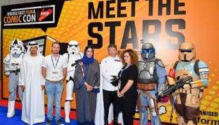 منى المري تفتتح معرض الشرق الأوسط للأفلام والقصص المصورة 