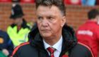 فان جال ينصح دي ليخت برفض يونايتد والانتقال للسيتي