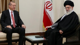 رجب طيب أردوغان والمرشد الإيراني علي خامنئي