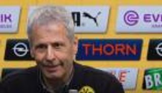 فافر: دورتموند لا يشعر بالضغط بسبب المنافسة مع بايرن