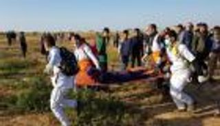 استشهاد طفل و66 إصابة في الجمعة الـ54 لمسيرة العودة شرق غزة