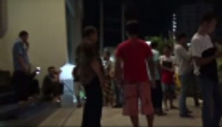 بالصور.. هزات أرضية جديدة تضرب إندونيسيا بعد "زلزال الجمعة" 