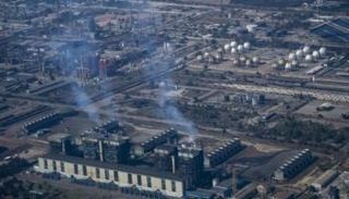 مجمع تابع لمجموعة "بيميكس" النفطية المكسيكية