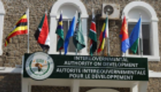 "إيجاد" تدعو السودانيين لضبط النفس وتخطي الأزمة السياسية