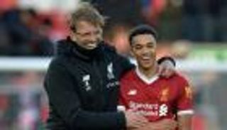 أرنولد يوضح دور كلوب في تطوير أدائه مع ليفربول