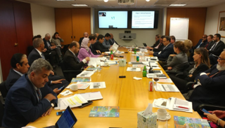 جانب من اجتماع محافظ البنك المركزي اليمني ومجموعة البنك الدولي