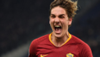 بايرن ميونيخ يضع عينه على لاعب روما