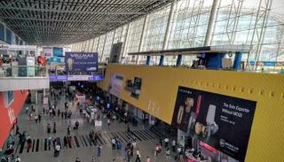 افتتاح معرض كانتون الصيني الإثنين