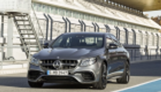 بالصور.. طراز 2021 المعدل من مرسيدس AMG E63 جاهز للمنافسة