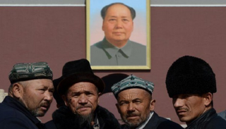 أقلية الأويغور - الفرنسية