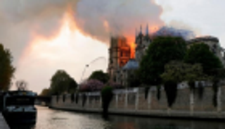 بالصور.. رجال إطفاء يرصدون تحديات إخماد حريق كاتدرائية نوتردام