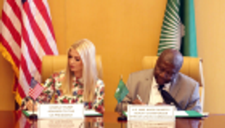 إيفانكا ترامب توقع اتفاقية تمكين المرأة اقتصاديا مع الاتحاد الأفريقي