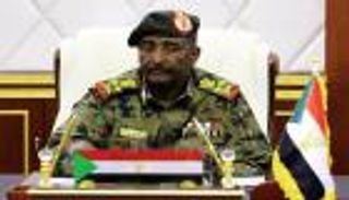 المجلس العسكري بالسودان يوجه البنك المركزي بمصادرة الأموال "المشبوهة" منذ أول أبريل