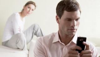 ملامح الوجه تفضح الرجال الخائنين - صورة أرشيفية