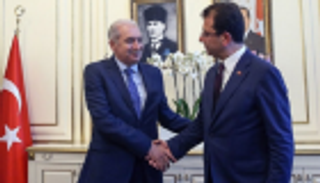 بالصور.. أكرم أوغلو يتسلم رسميا بلدية إسطنبول