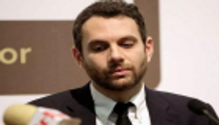 الكاف يعلن إقالة المصري عمرو فهمي لأسباب سلوكية