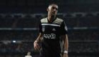 صحيفة إسبانية تتغنى بزياش بعد معجزة دوري الأبطال