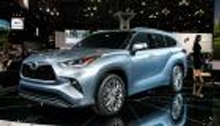 "تويوتا" تكشف رسميا عن طراز "هايلاندر" الجديد