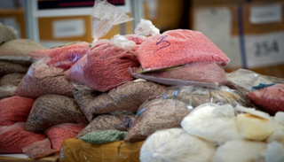 فيتنام تضبط طنا من الميثامفيتامين في مكبرات صوت