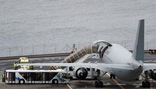 طائرة ألمانية تصل إلى البرتغال لنقل مصابي حادث الحافلة