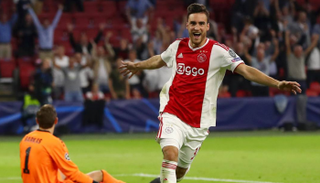 نيكولاس تاجليافيكو