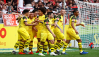 دورتموند يسحق فرايبورج برباعية ويواصل الضغط على بايرن