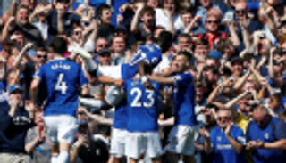 إيفرتون يقسو على مانشستر يونايتد برباعية