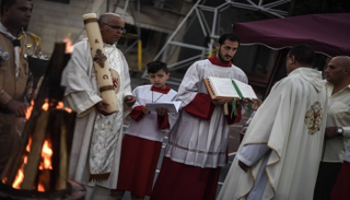 الحزن يخيم على احتفالات المسيحيين بعيد الفصح في غزة