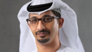 قصور الرمال تتهاوى.. من يدفع لمن؟