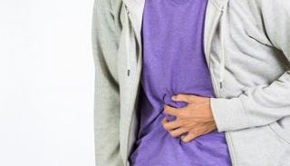 أسباب الإمساك في رمضان وطرق علاجه