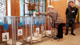 الانتخابات الأوكرانية شهدت جوا من الديمقراطية 