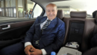 توقيف أغنى رجلي أعمال بالجزائر واستدعاء أويحيى بتهم فساد