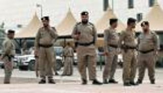 السعودية تلقي القبض على 13 شخصا خططوا لهجمات إرهابية