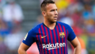 ميلو يكشف عن العائق الوحيد أمامه في برشلونة