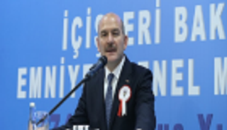 زعيم المعارضة التركية يطالب باستقالة وزير الداخلية بعد الاعتداء عليه