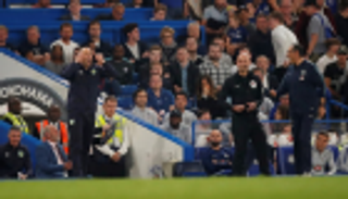 الكشف عن سبب طرد ساري أمام بيرنلي