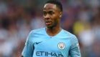 رحيم سترلينج يقترح عقوبات قاسية لإيقاف العنصرية