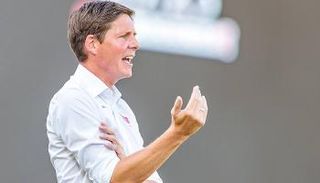 المدرب جلاسنر 