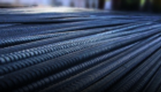 ٥٠٠ جنيه ارتفاعا بالأسعار.. أزمة الحديد في مصر تتفاقم