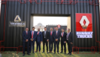 "رينو" تطلق طرازات ٢٠١٩ من الشاحنات في مصر