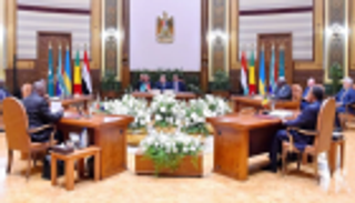 السيسي يدعو لتمكين الجيش الليبي من محاربة الإرهاب 