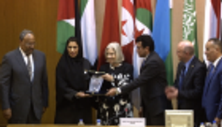 مجلس وزراء الشباب العرب يكرم جواهر القاسمي لدعمها رياضة المرأة