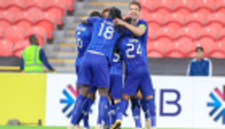 الهلال يعلن رحيل نجمه إلى فرنسا 