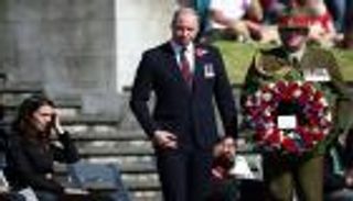 بالصور.. الأمير وليام يشارك في إحياء "يوم أنزاك" بنيوزيلندا