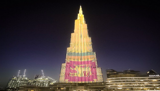 برج خليفة يضيء بعلم سريلانكا