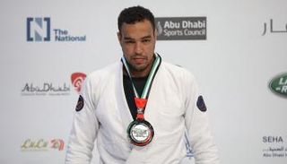 البطل الإماراتي فيصل الكتبي