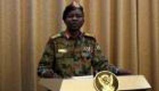 "العسكري السوداني": درسنا رؤى المعارضة ولم نطلق رموز النظام السابق