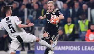 فان دي بيك ضد يوفنتوس